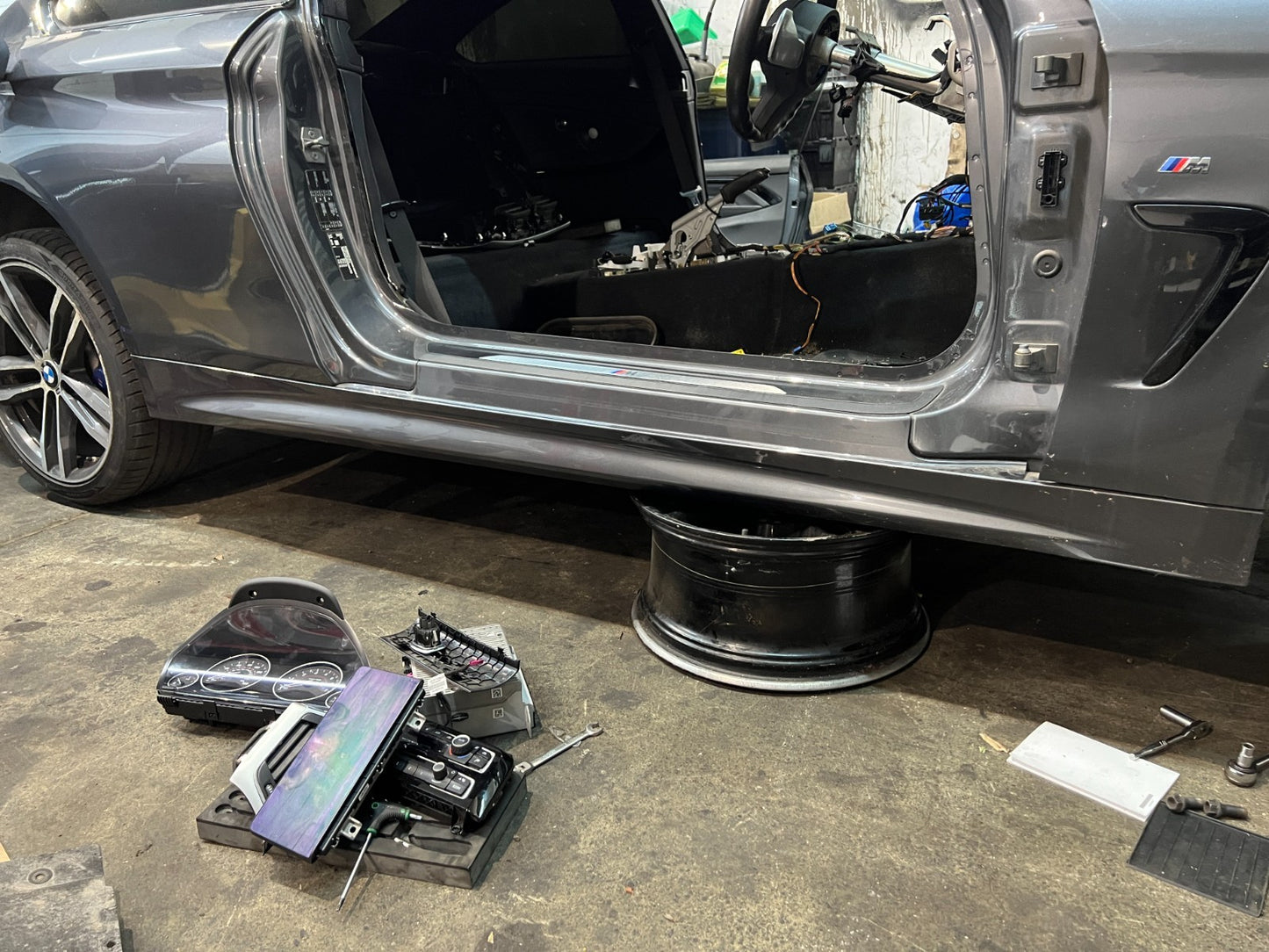 BMW F32 LCI OS Side Skirt Sill Mineral Grey