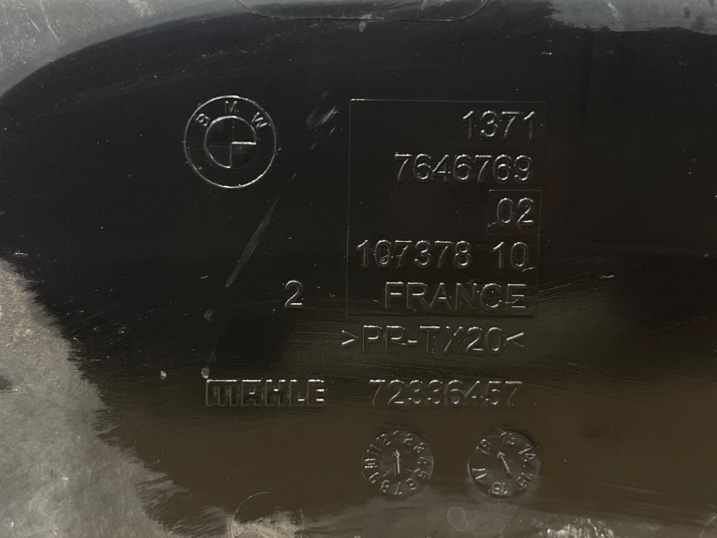 BMW 1 2 3 4 SERIE F20 F22 F30 F32 FRONT RIGHT AIR INTAKE INLET HOSE TUBE 7646769