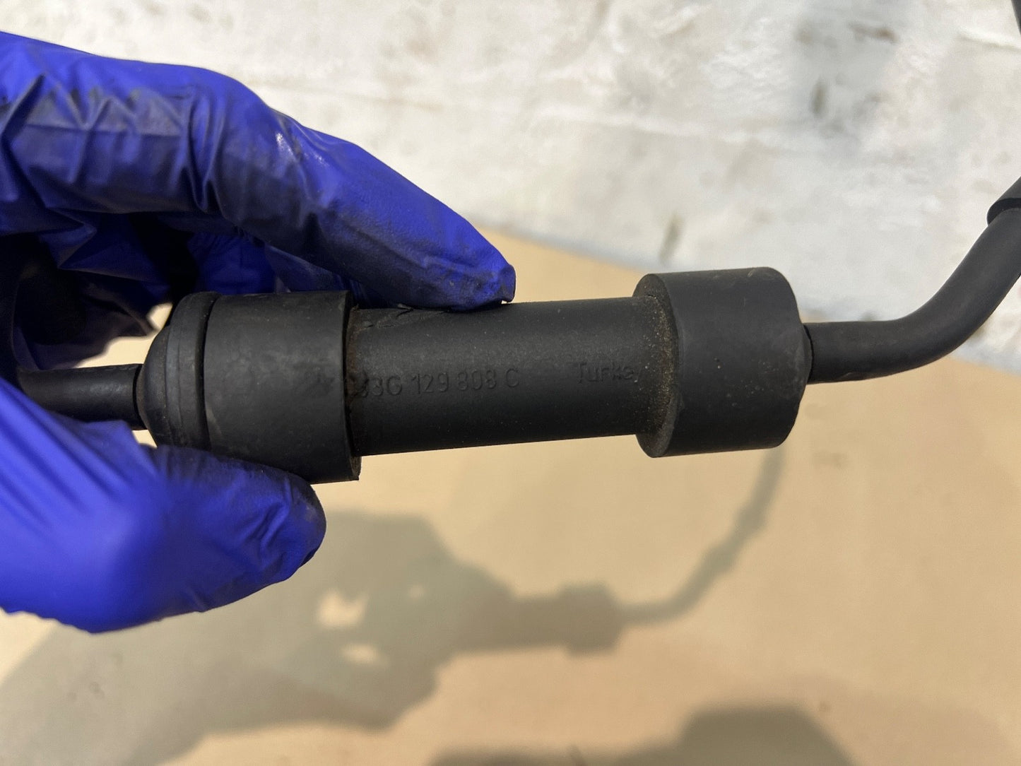 GENUINE VW AUDI SEAT SKODA VACUUM VALVE PIPE 03G129808C