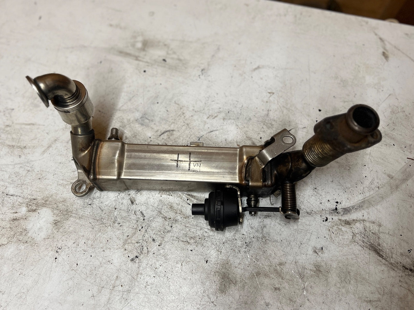 Genuine BMW 3.0d LCI EGR Cooler 7796519 335d 330d