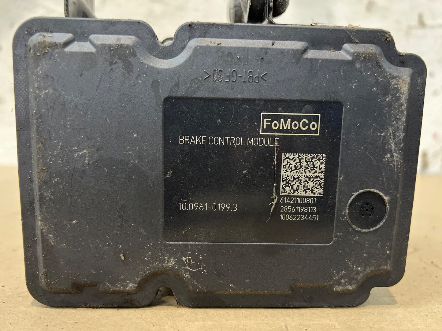 FORD FOCUS C-MAX ABS PUMP ECU CONTROL MODULE BV612C405AL / 1002120961.4