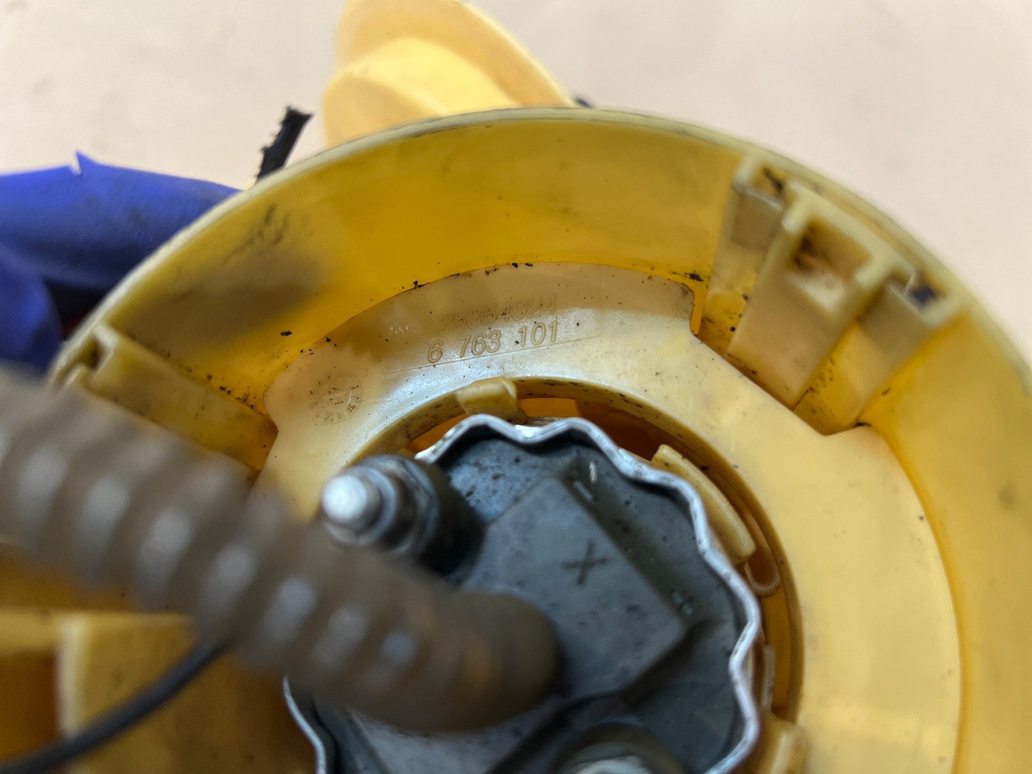 03-10 BMW X3 E83 In Tank Fuel Pump Low Pressure 6763101