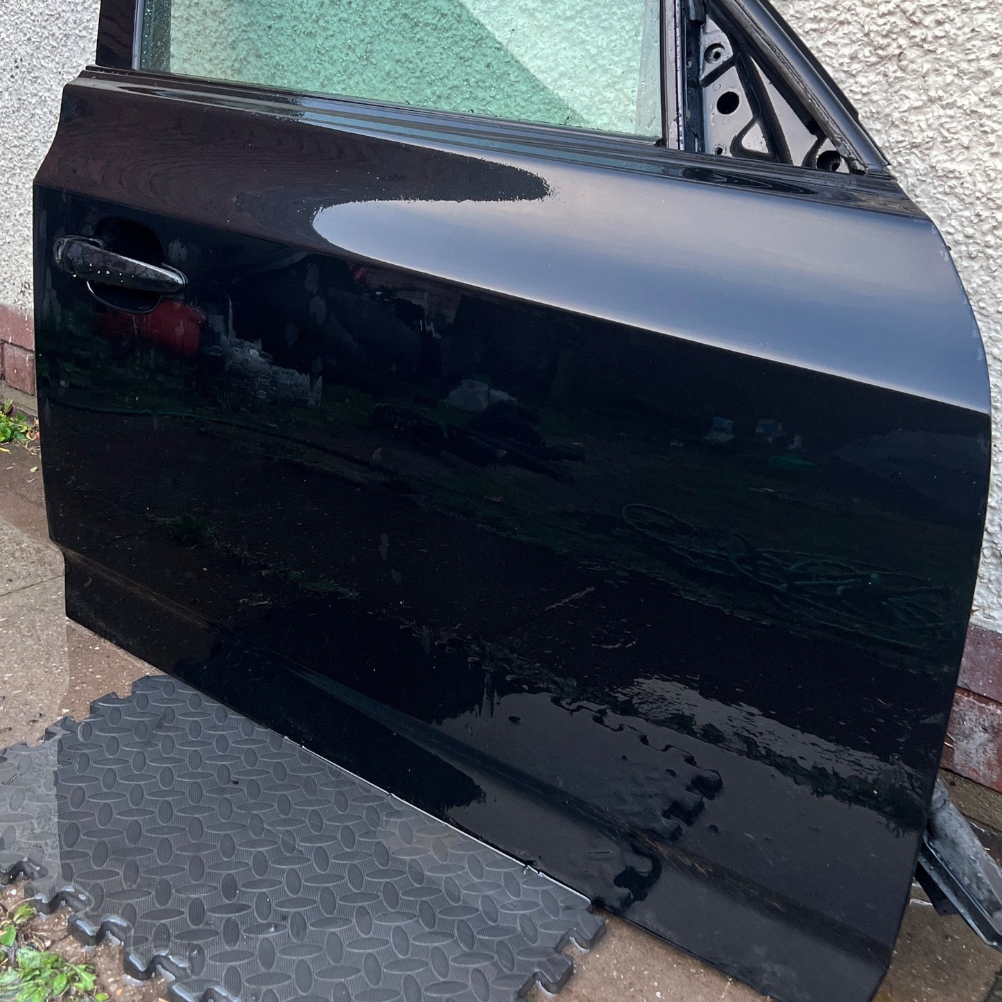 05-10 BMW X3 E83 O/S Drivers Side Front Door Complete Black Sapphire Metallic