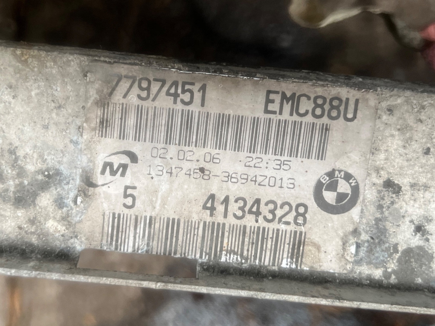 BMW 325d 330d E90 E91 E92 E93 Water Cooling Radiator Genuine 7797451 4134328