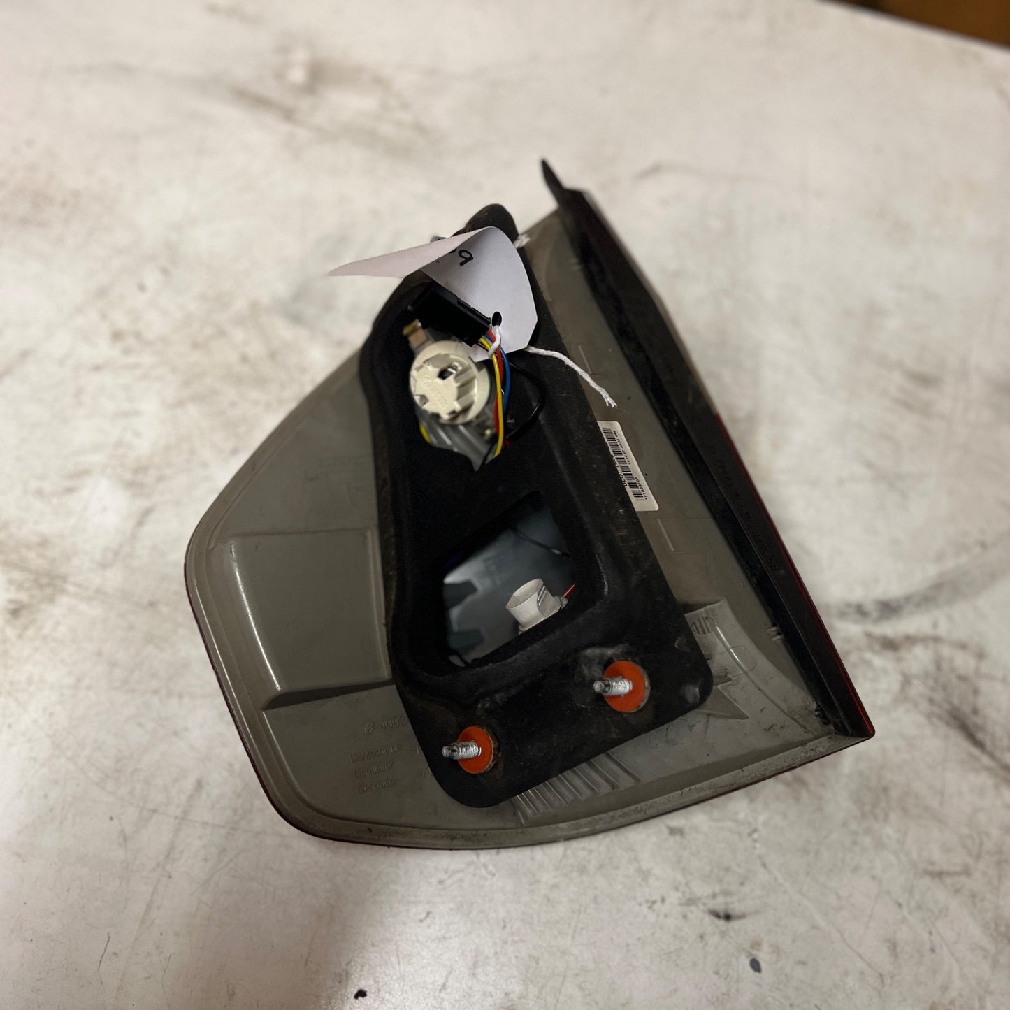 Bmw X3 E83 5dr Suv 2004-2007 Rear/tail Light On Body (O/S) Complete 7162210