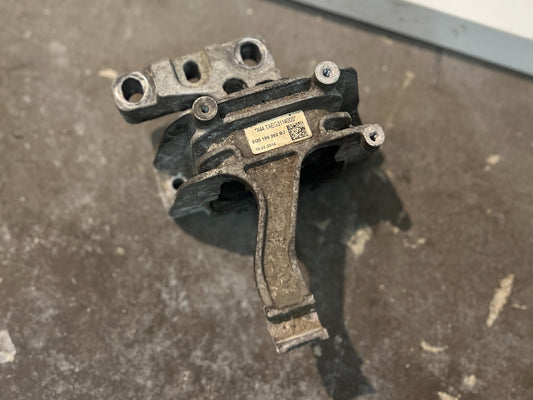 VW AUDI SEAT SKODA Offside Engine Mount 5Q0199262B Used - Fits 2013-2020