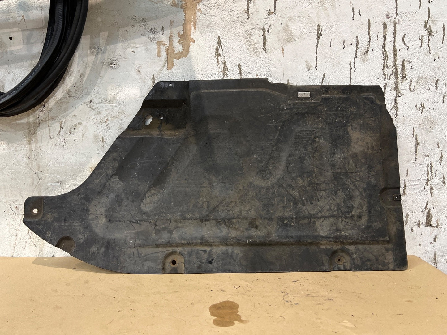 BMW 1 3 series E90 E91 E92 Diesel Gearbox Under Tray Underfloor Panel 7134090