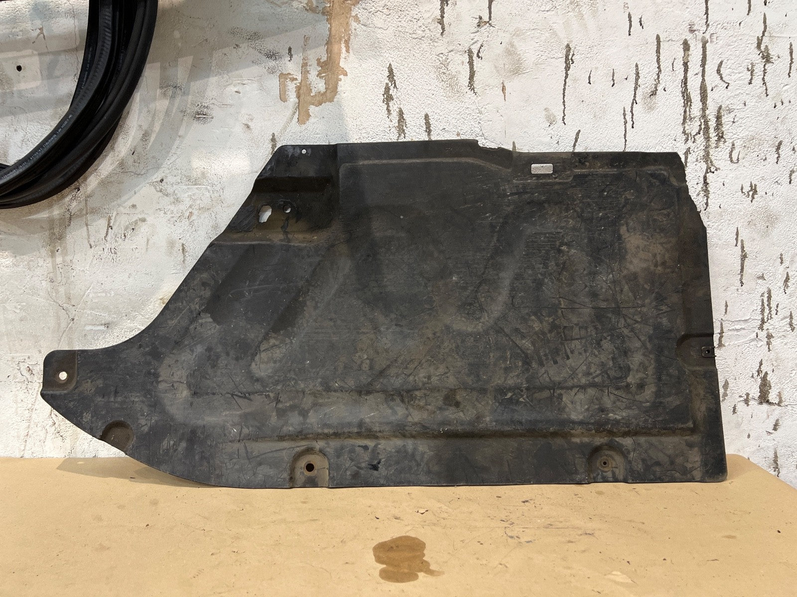 BMW 1 3 series E90 E91 E92 Diesel Gearbox Under Tray Underfloor Panel 7134090