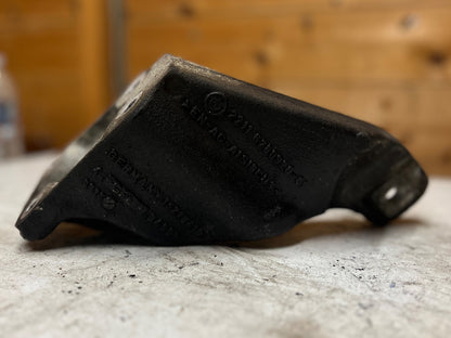 BMW Driver O/S Engine Support Bracket M57N2 3 Series E90 E91 E92 E93 6760320