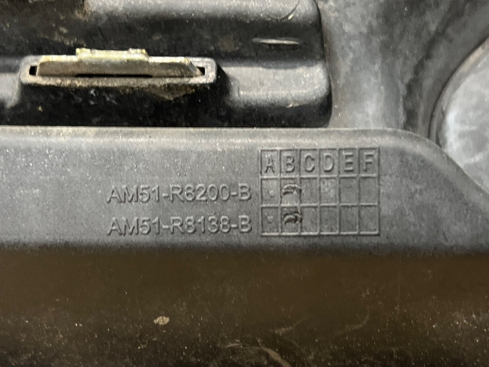 2010-2015 FORD C-MAX FRONT BUMPER GRILL GENUINE AM51-R8200-C