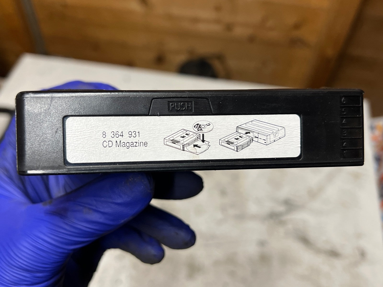 BMW 8364931 E46 E65 E81 E83 E87 E90 6 CD Changer Magazine Cartridge