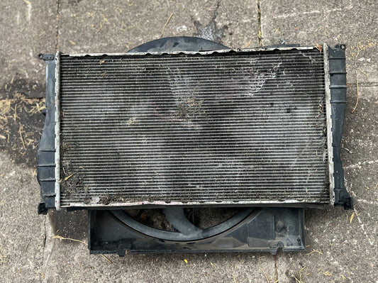 BMW 3 Series 5 Series E90 E60 Diesel Water Coolant Radiator 7789796 4129008