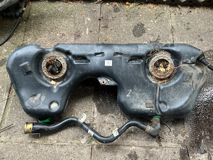 BMW E90 E91 E92 E93 Diesel Fuel Tank 6765700 372008 M57 M47 N47 N57