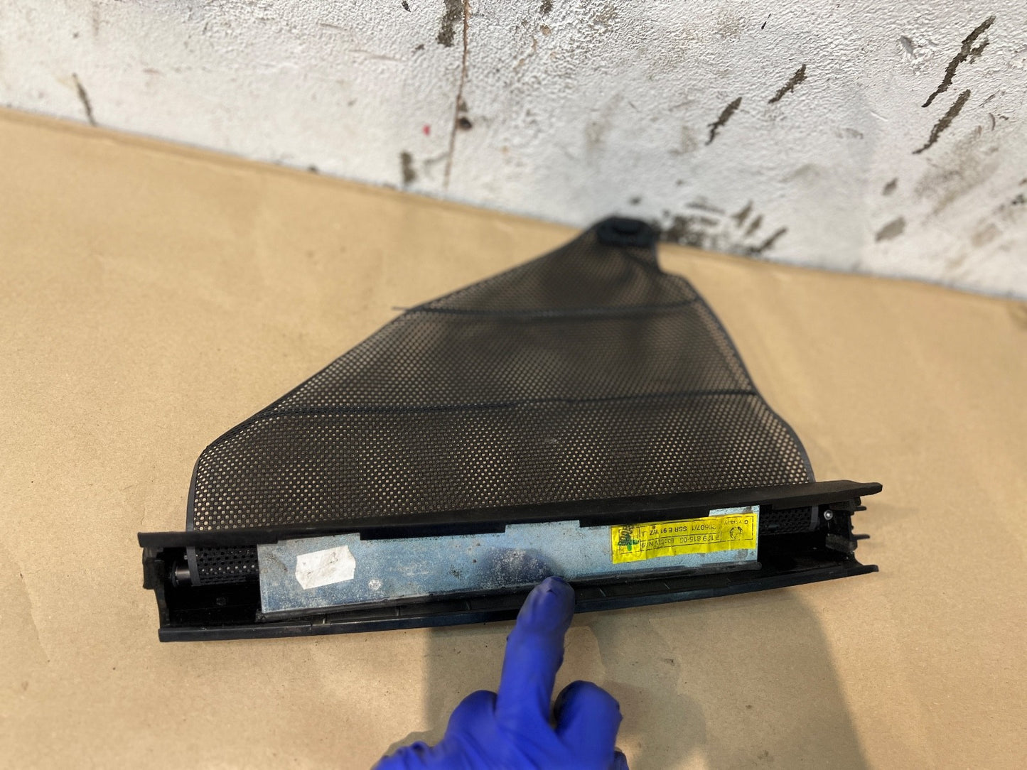 BMW E91 N/S Passenger Rear Sun Protection Roller Blind 7129815