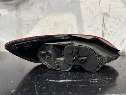 Volkswagen Scirocco Mk3 Rear Tail Light Lamp Right O/S Drivers 08-14 1k8945096m