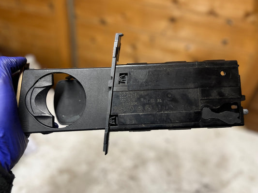 BMW 3 Series E90 E91 Passenger's Seat Left N/S Drink Cup Holder  7127463