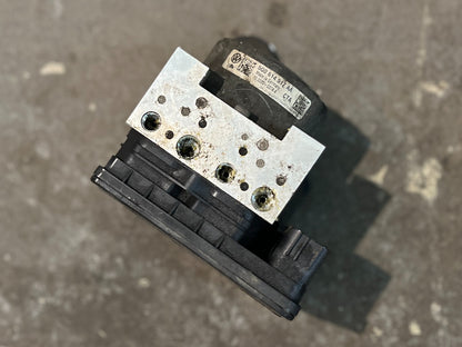 VW AUDI SEAT SKO ABS Pump Complete 5Q0614517AA 5Q0907379AB Used - Fits 2013-2020