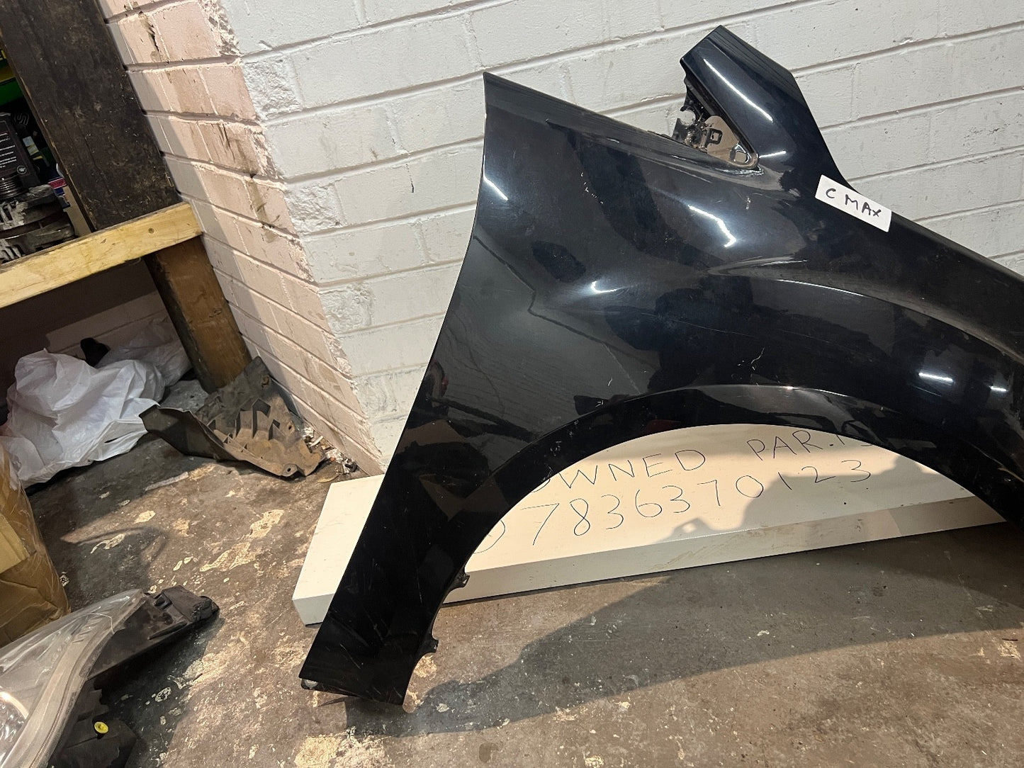 2010-2015 FORD FOCUS C MAX Mk2 5 Door Black O/S Drivers Right Front Wing 1929669