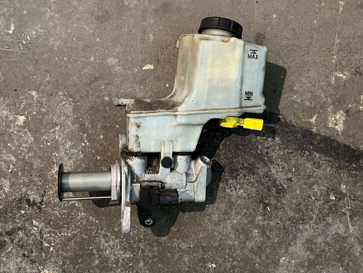 VW AUDI SEAT SKODA Brake Fluid Reservoir 2013-2020