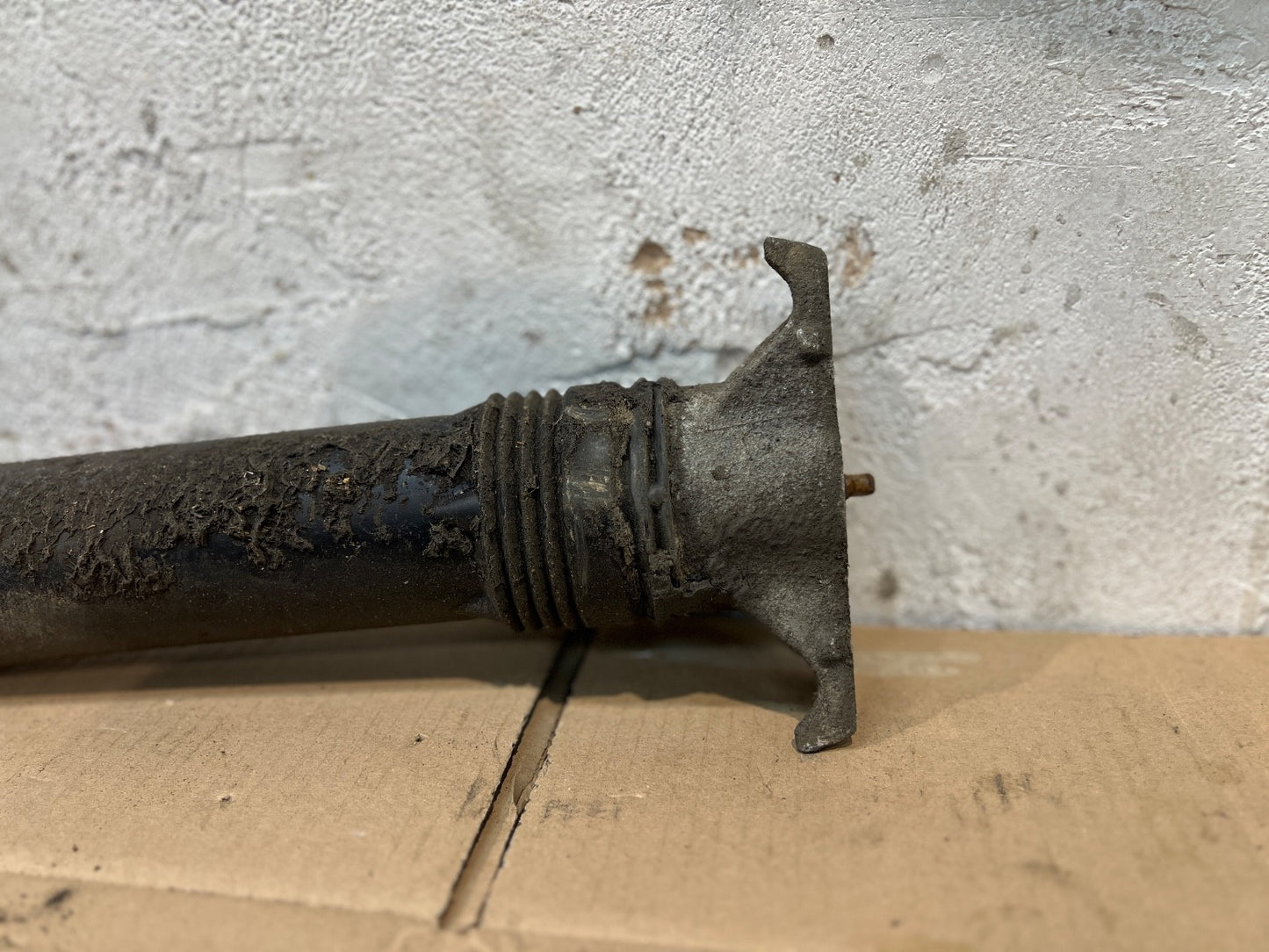 X2 2016-2021 VAUXHALL ASTRA MK7 1.6 DIESEL REAR SHOCK ABSORBERS PAIR  39030538