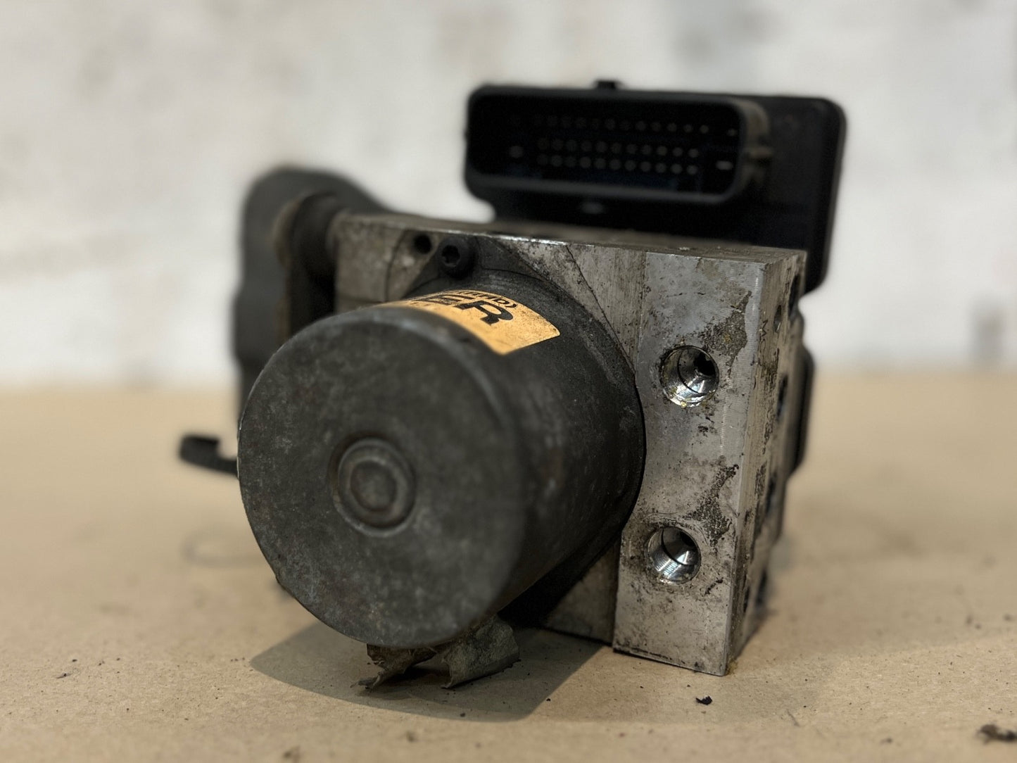 2012-2016 MK2 HYUNDAI I30 ABS PUMP + MODULE 1.6 DIESEL D4FB-5IPL A658930500