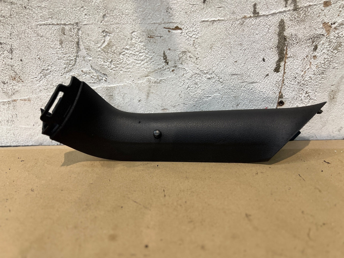 VW GOLF MK7 REAR RIGHT TOP TAILGATE PARCEL SHELF TRIM 5G6867714C