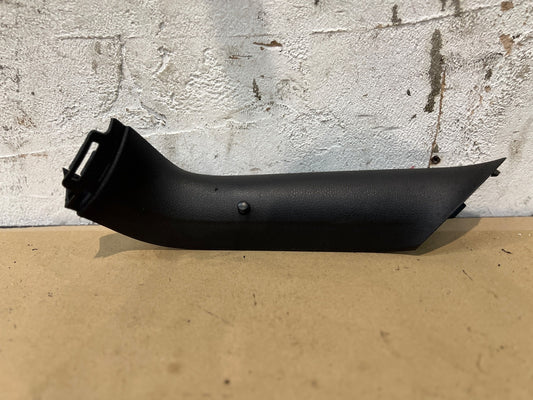 VW GOLF MK7 REAR RIGHT TOP TAILGATE PARCEL SHELF TRIM 5G6867714C