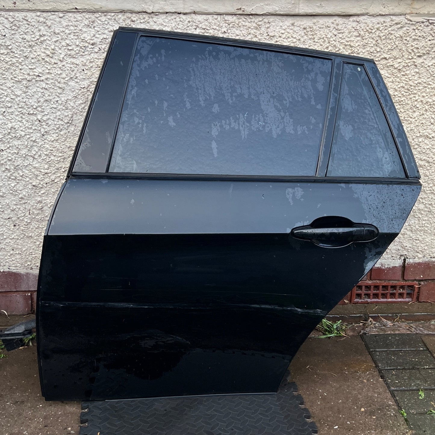 BMW 3 SERIES E91 REAR PASSENGER NEARSIDE COMPLETE DOOR PANEL SAPPHIRE BLACK