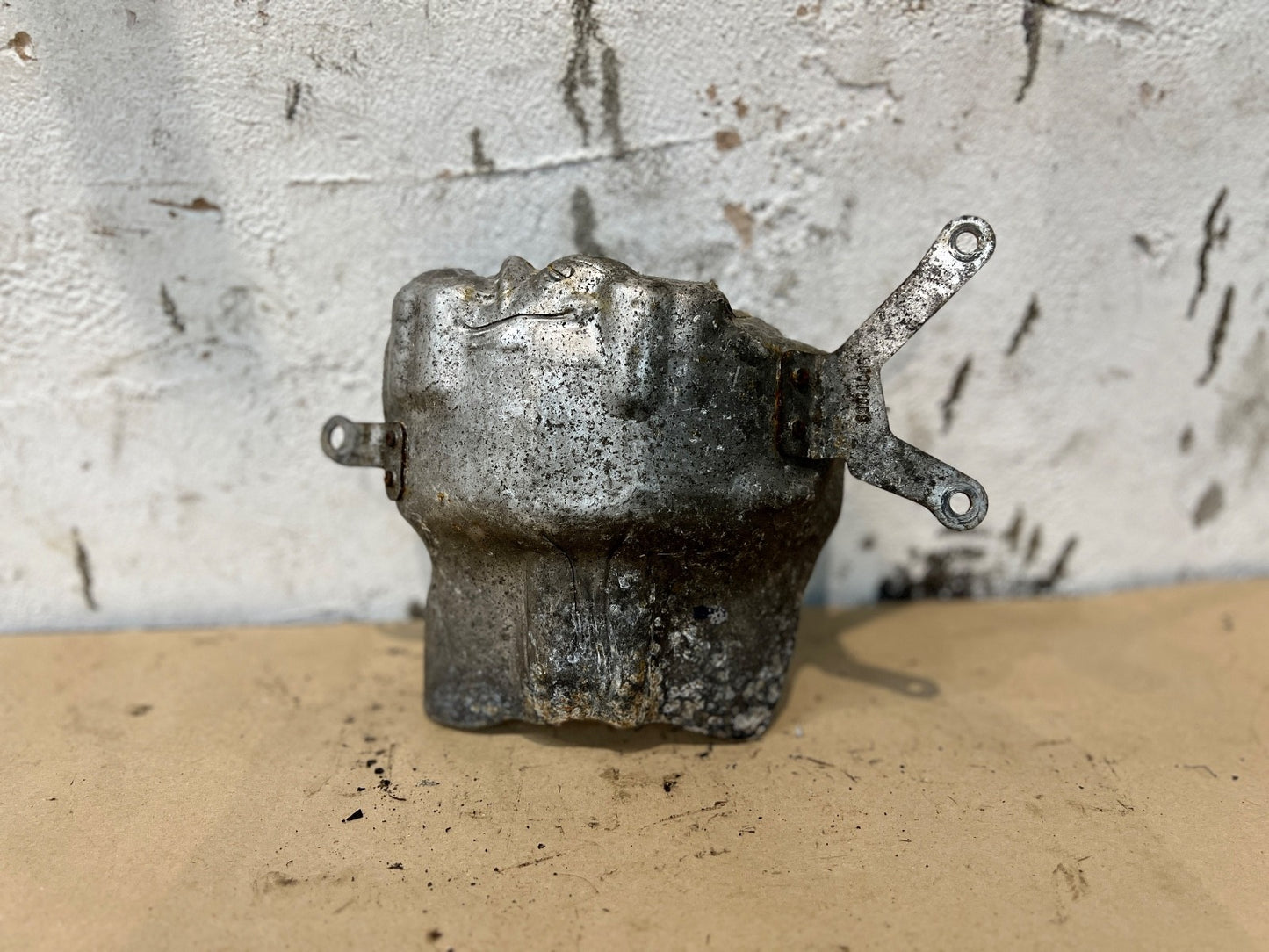 2008-2014 MERCEDES BENZ 3.0 DIESEL TURBO HEAT SHIELD COVER A6420961168