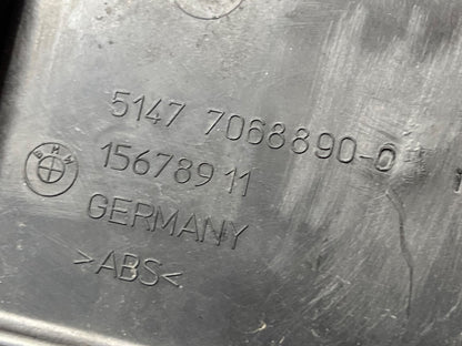 BMW E91 3 Series - Touring - Boot Battery Tray Trunk Cover Trim Panel 7068890