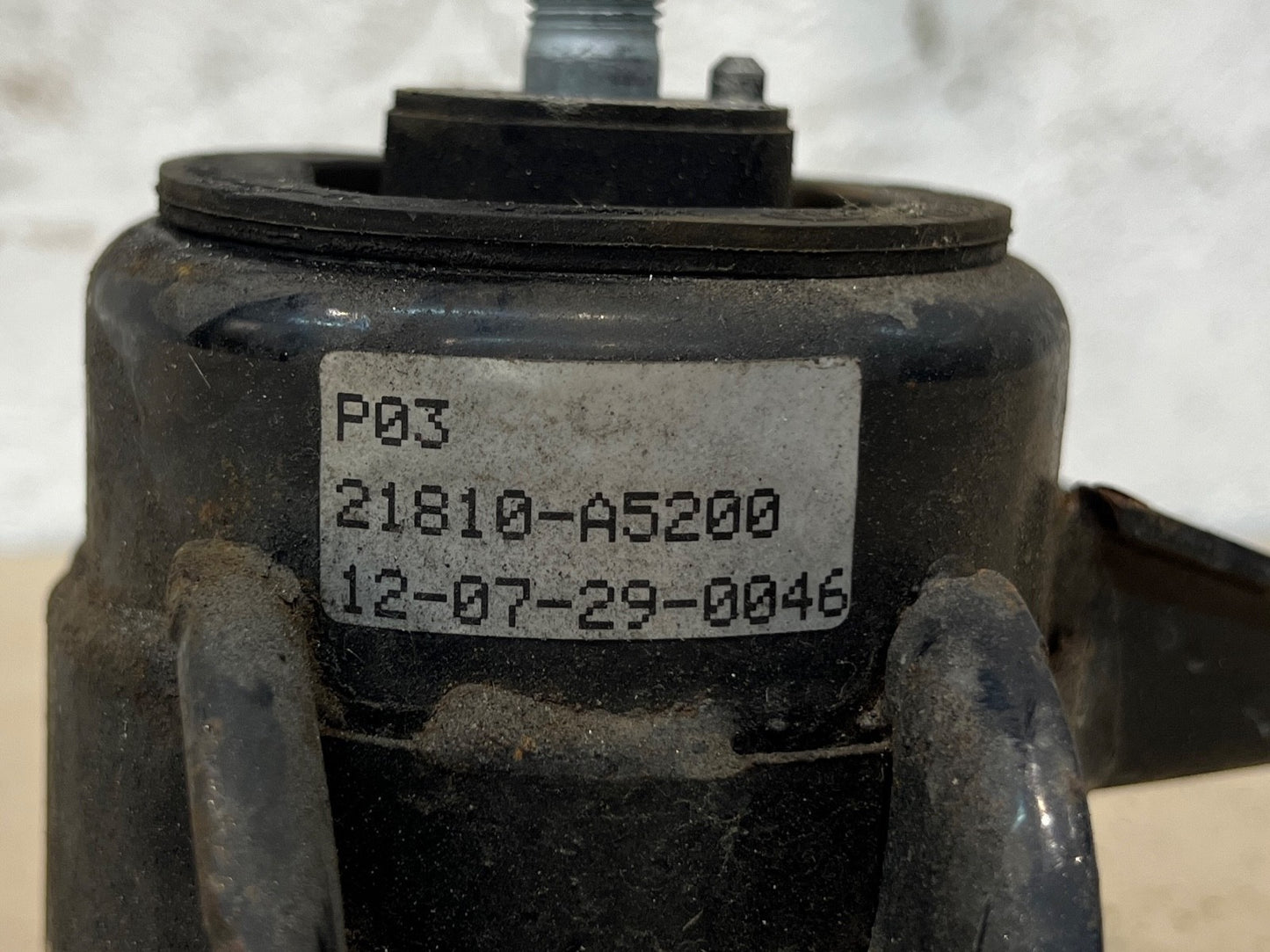 HYUNDAI i30 MK2 ENGINE MOUNT BRACKET SUPPORT 21810-A5200 1.6 CRDI 2012-2016