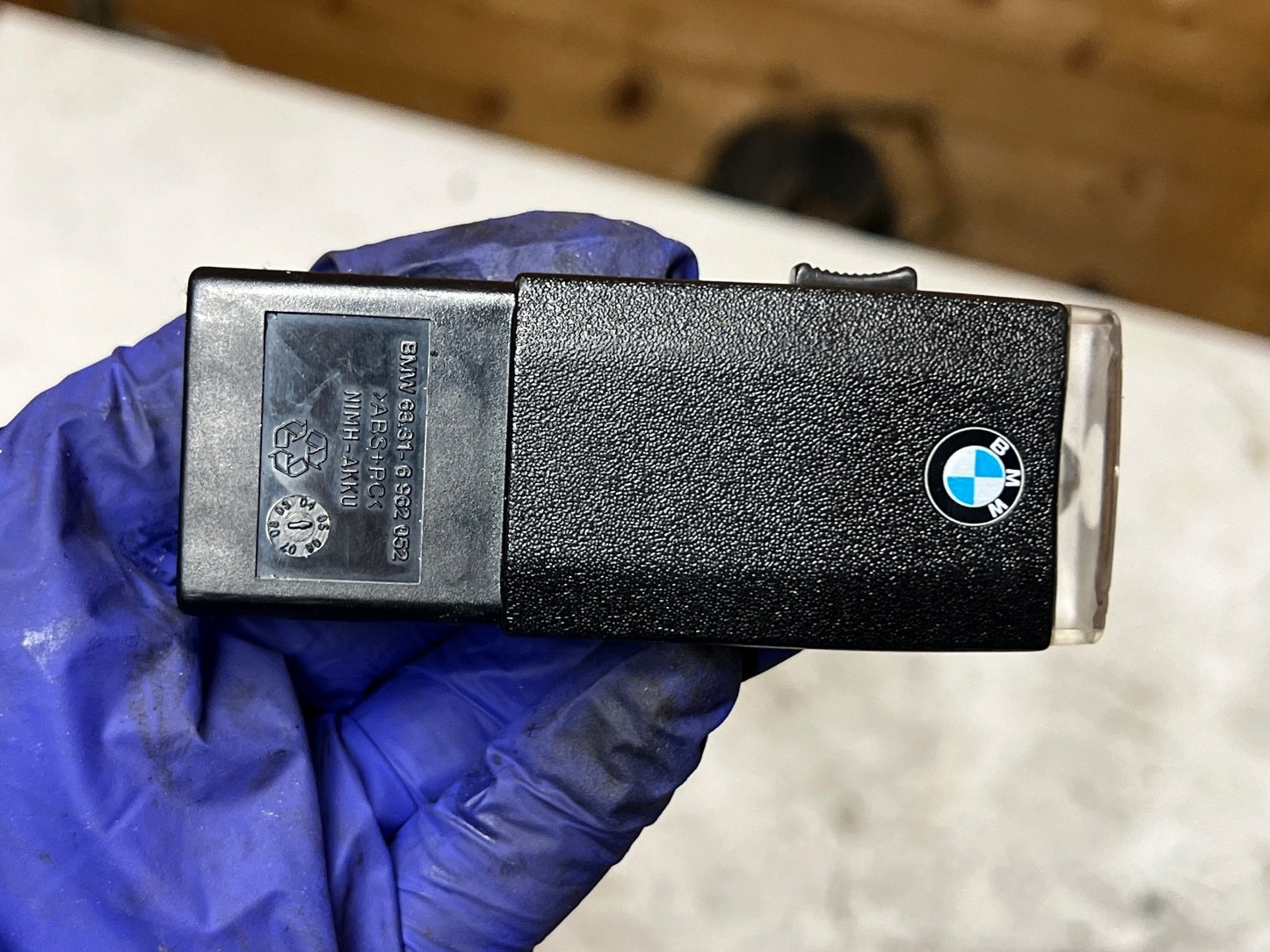 Flashlight BMW E46 E90 E60 E63 E65 E67 X3 E83 X5 E53 Light Lamp Glovebox Torch