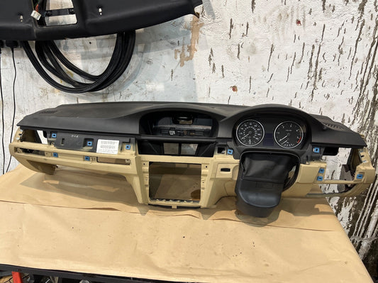 BMW 3 Series E9X LOGIC 7/HARMON KARDON COMPLETE DASHBOARD WITH AIRBAG + SPEAKER