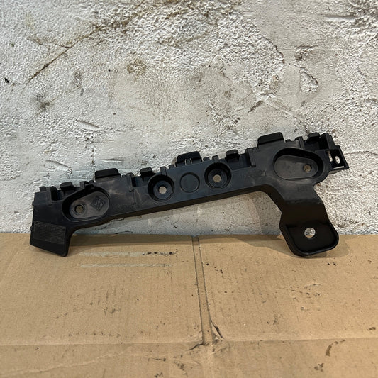 GENUINE FORD RIGHT HAND BUMPER BRACKET 1056321