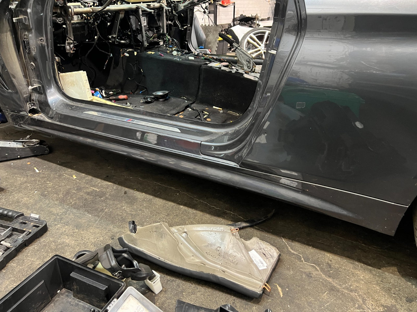 BMW F32 LCI NS Side Skirt Sill Mineral Grey