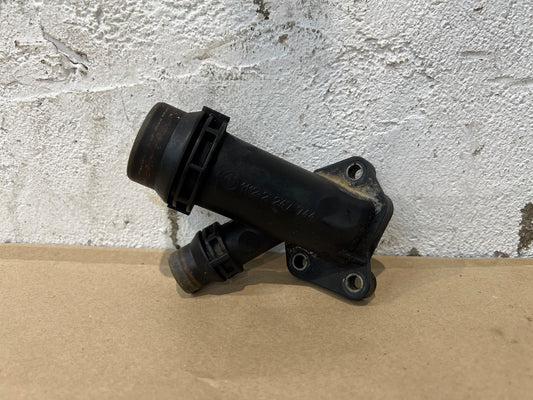 BMW 1 3 5 Series E60 E87 E90 Waterpump Thermostat Connector Flange Pipe 2247744