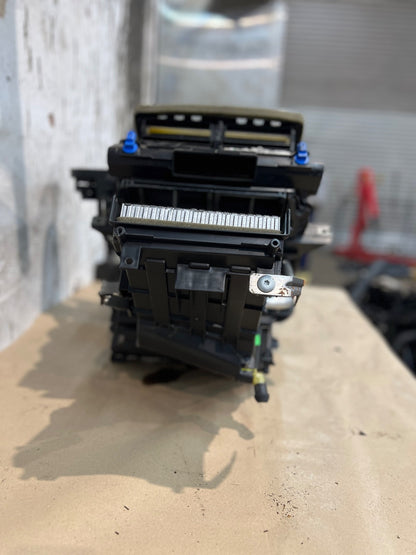 2010-2015 Ford C-Max Blower Housing Heater Matrix Box Heating AV6N-19B555-pn