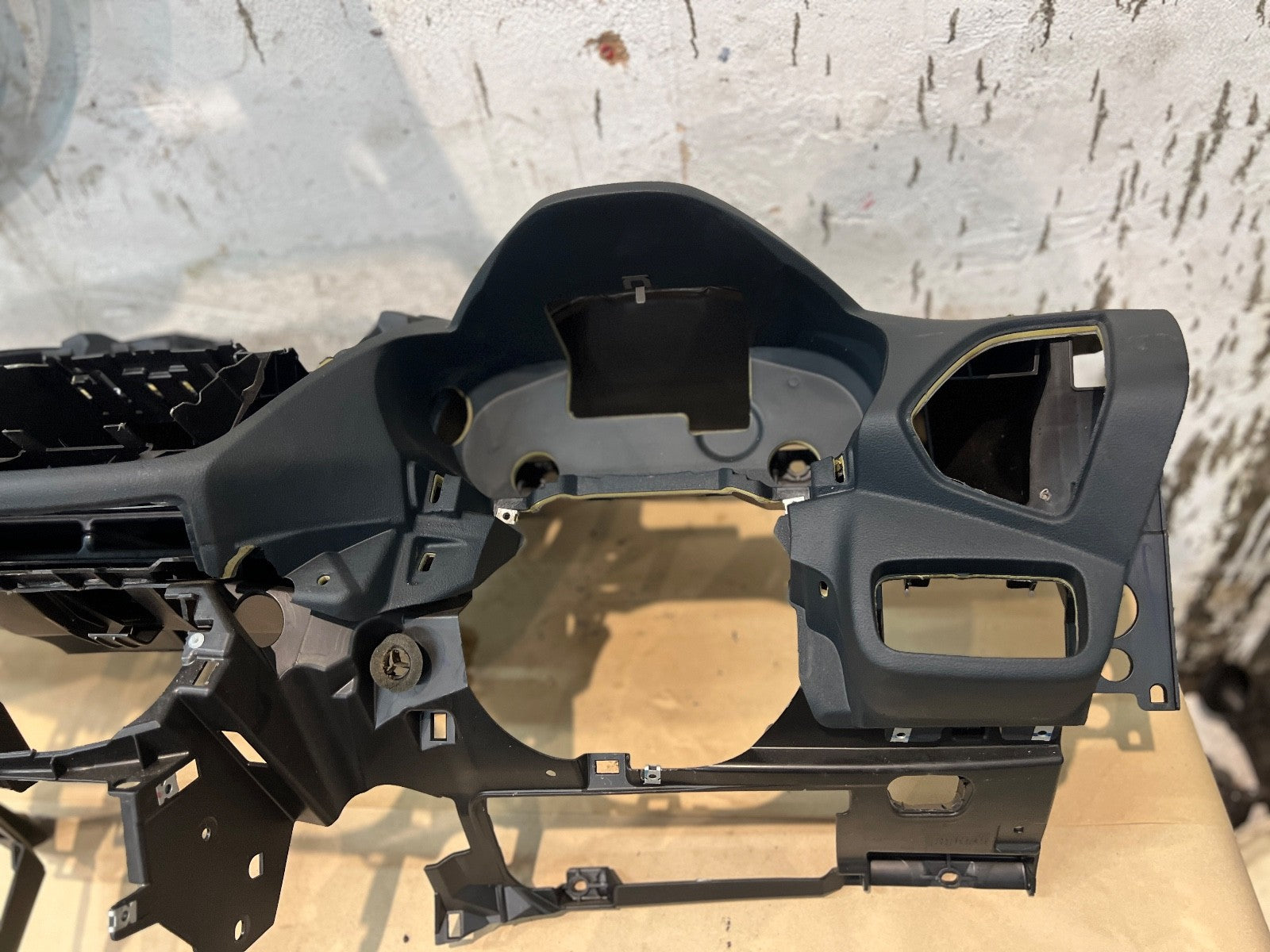 10-16 Ford CMAX COMPLETE DASHBOARD ASSEMBBLY WITH AIRBAG + BOSE AUDIO