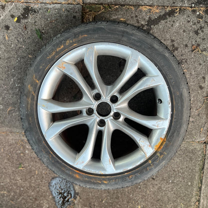 Audi TT 8J 18 Inch Alloy Wheel With Tyre 245 40 R18 97Y 8J0601025S