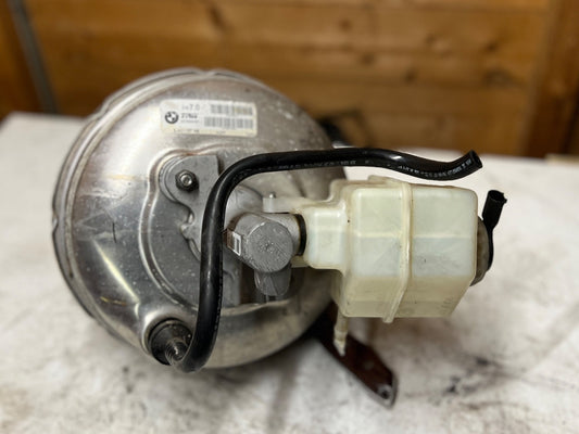 BMW X3 E83 Brake Servo Unit Master Cylinder 293403547061 3403547