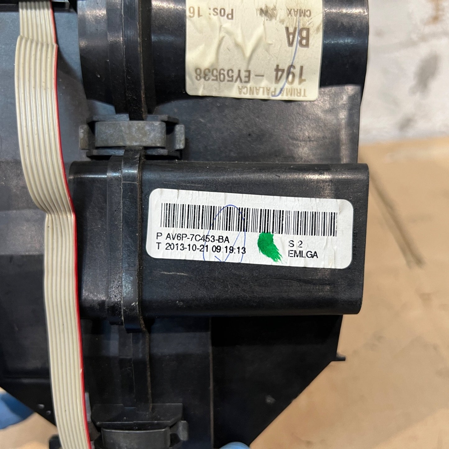 2010-2019 FORD C-MAX AUTOMATIC GEAR SELECTOR SHIFTER AV6P-7C453-BA