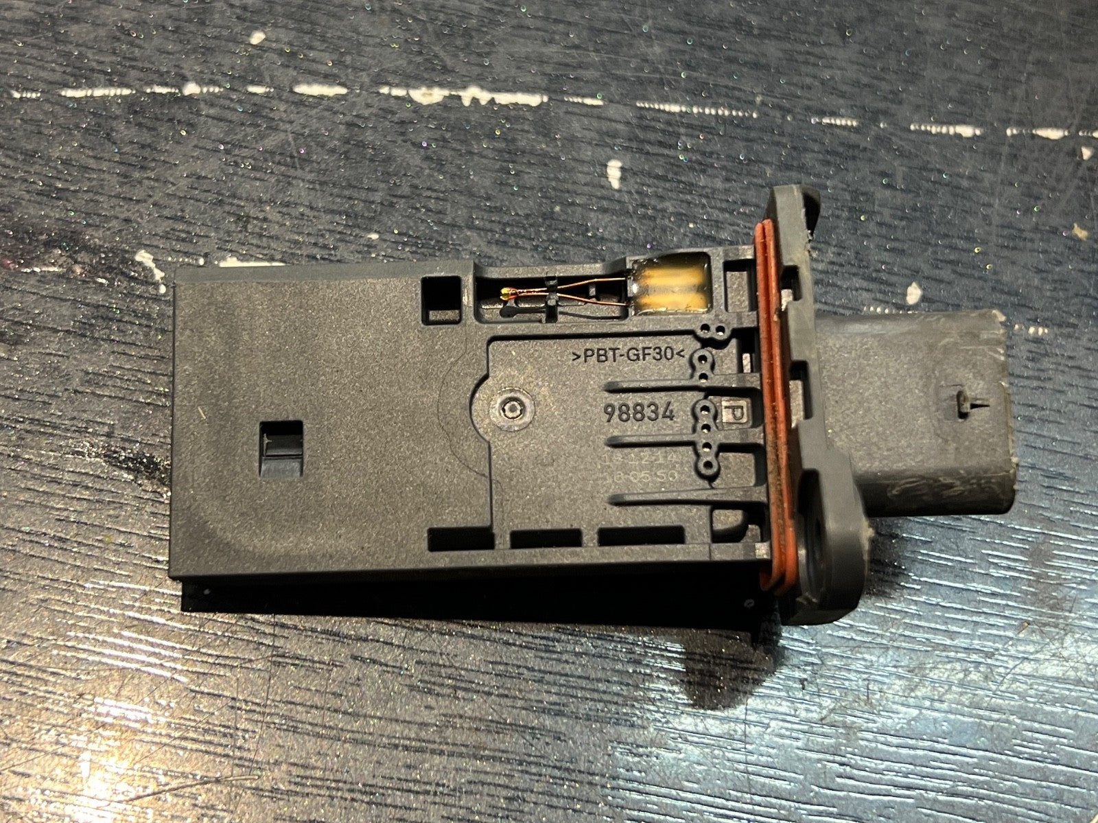 BMW Bosch OEM Genuine F20 F22 F30 F32 F36 G30 LCI AIR MASS FLOW SENSOR 8605565