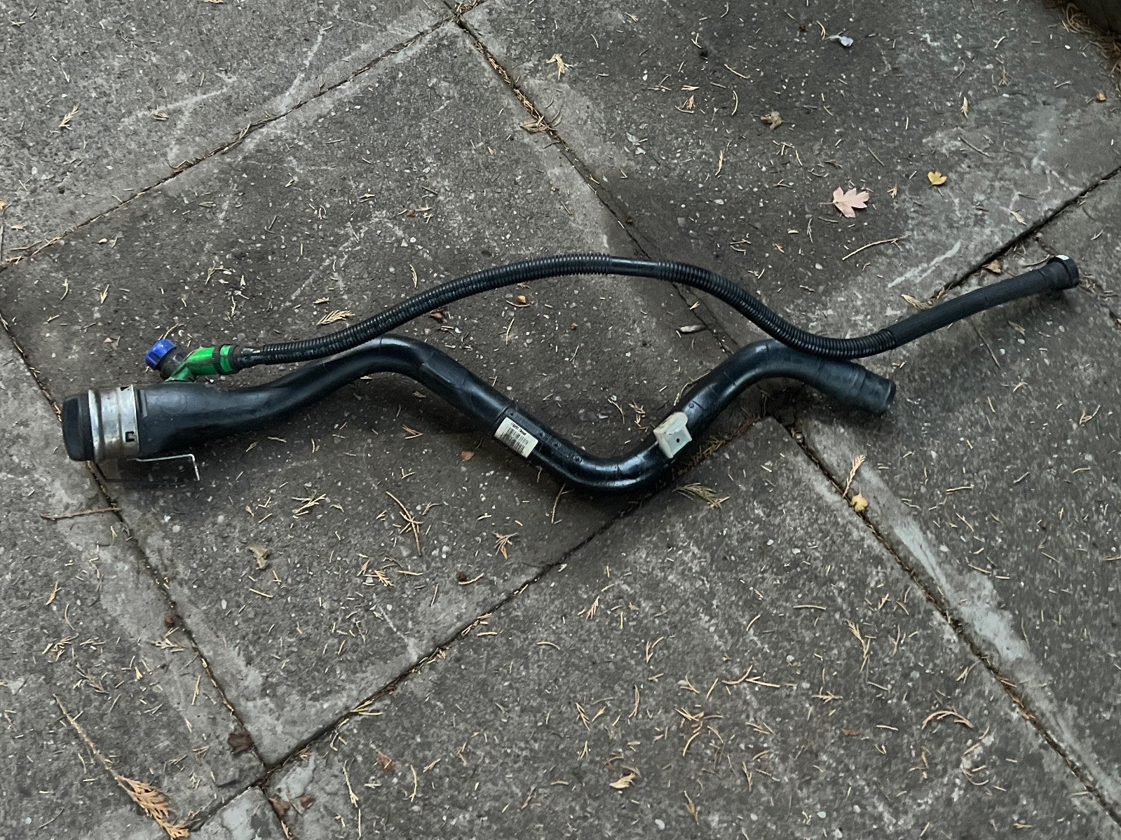 BMW 3 SERIES  2006-2011 DIESEL SALOON ESTATE FUEL FILLER NECK PIPE 6765736