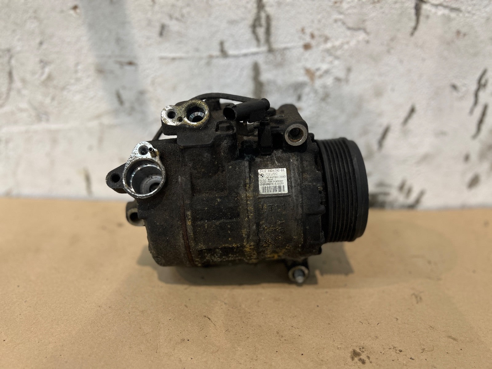 BMW 3 Series E90 E91 E92 E93 Air Con Compressor Pump 6924792 Untested