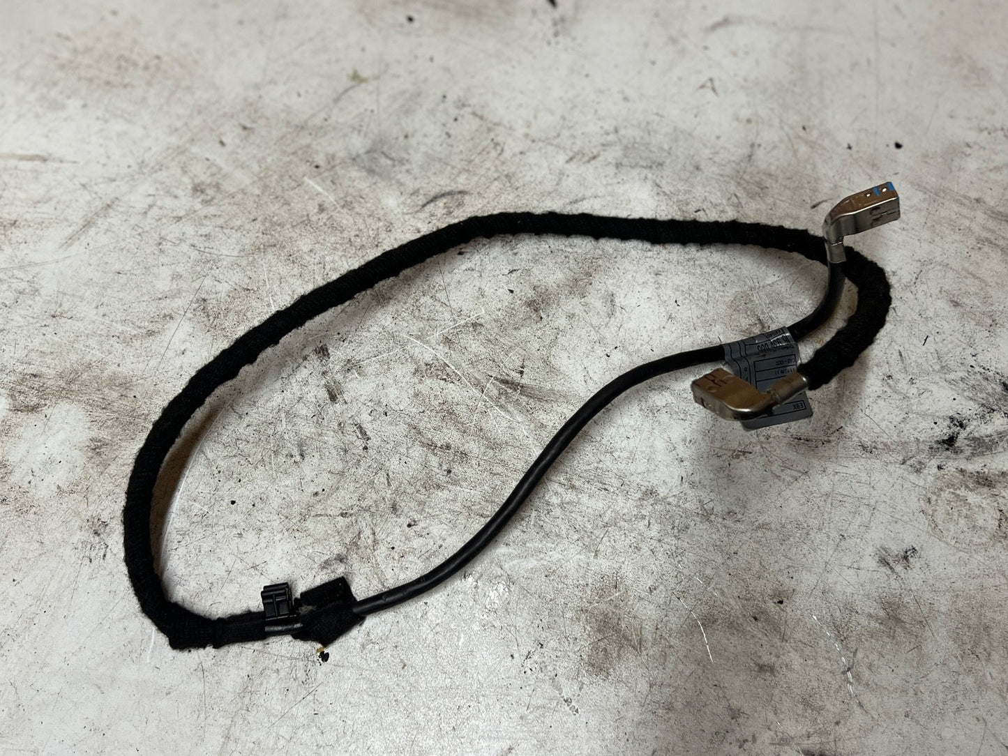 BMW 3 Series E90 2007 05-11 CCC Professional Navigation Connecting Cable 6935686