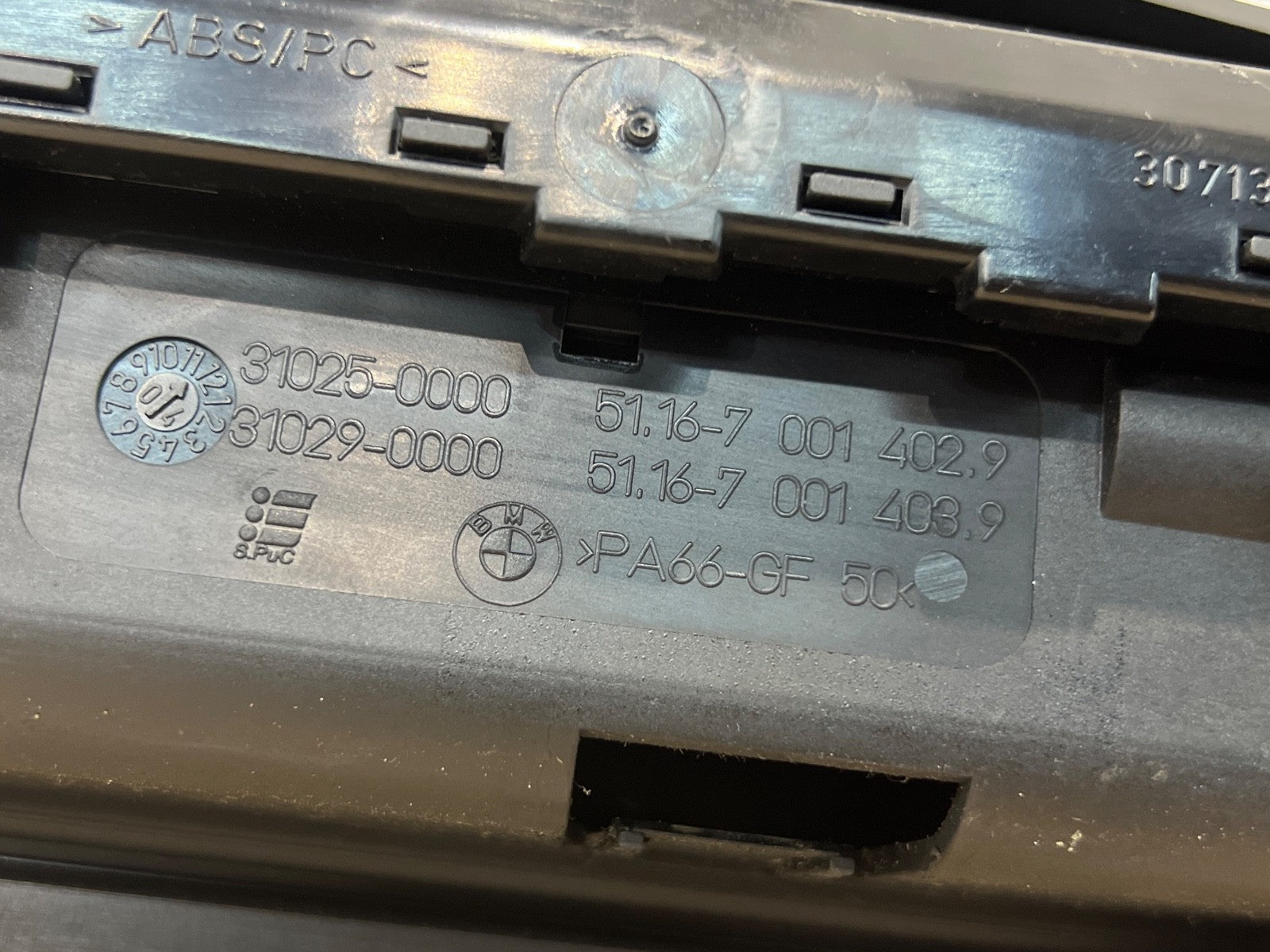 BMW 3 Series E46 M3 16mm Satnav Relocation Panel Center Console Ashtray 7001411