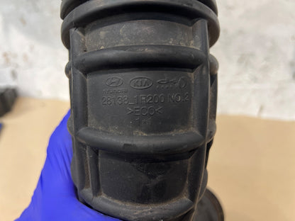 2012-2018 KIA/Hyundai Engine Air Intake Pipe Hose 281381R200