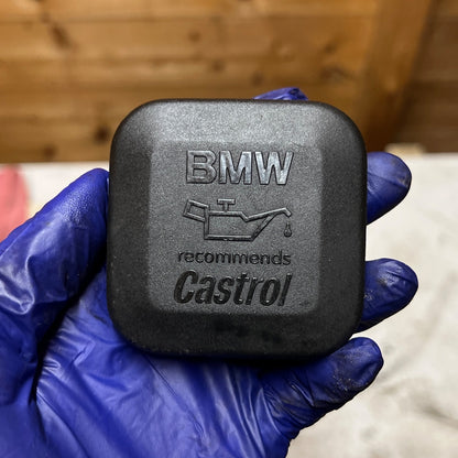 BMW X3 X5 E53 E60 E65 E83 E87 E90 Engine Oil Filler Cap 7509328