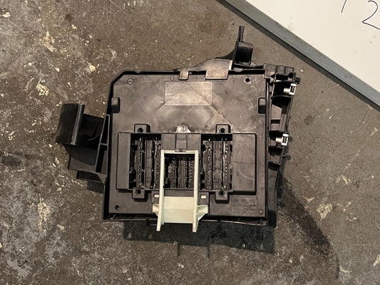 VW Golf MK7 Continental Comfort Control Module 5Q0937084AE Used - Fits 2013-2020