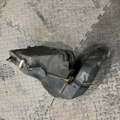 BMW N57 245bhp Intake Airbox 7811904